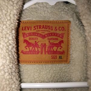 Levi's Jackets & Coats - Levi’s Trucker Jacket Levi's Jackets & Coats - Levi’s Trucker Jacket